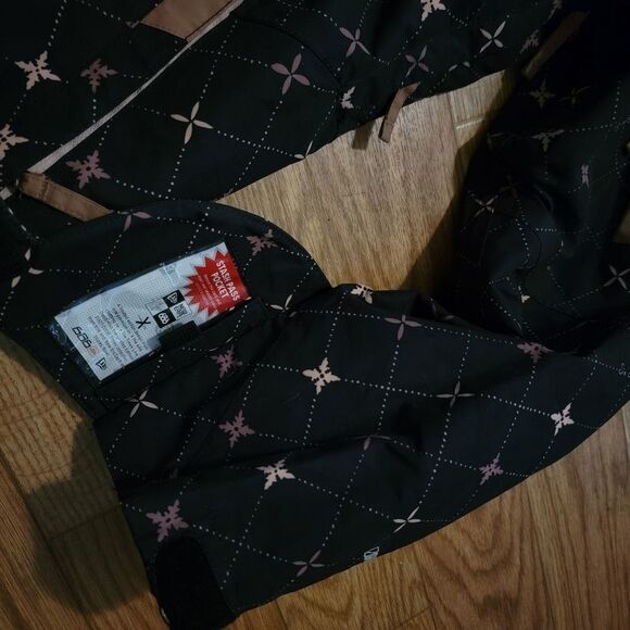 686 Smarty Diamond Boarding Winter Snow Jacket - Picture 4 of 14